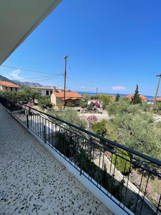 Eirini House Apartment Leonidio Exterior photo