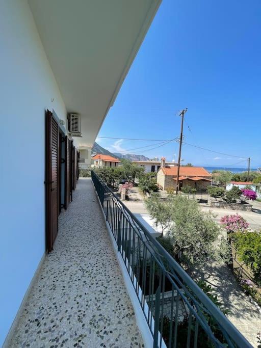 Eirini House Apartment Leonidio Exterior photo